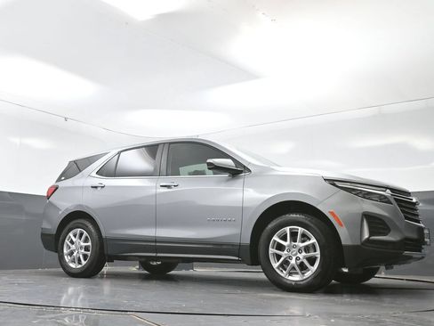 Used 2023 Chevrolet Equinox LT AWD/4WD image 53