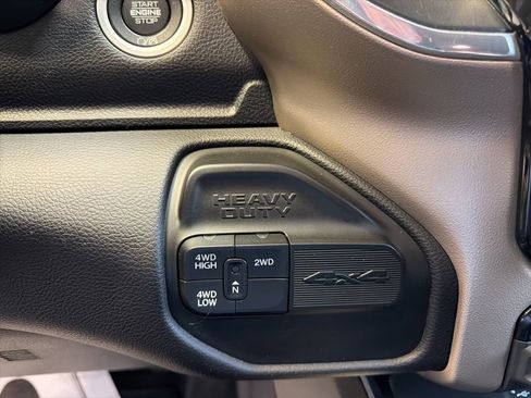 Used 2022 RAM 2500 Laramie image 32