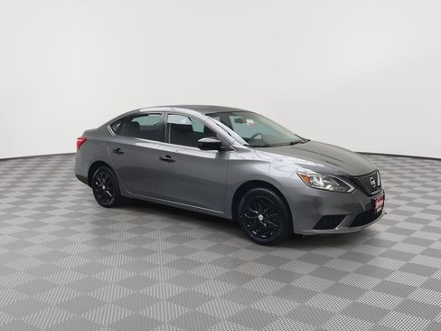 Used 2019 Nissan Sentra SV image 27