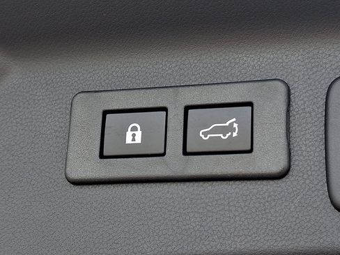 Certified 2026 Subaru Forester Premium AWD/4WD image 30