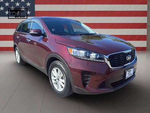 Used 2020 Kia Sorento LX AWD/4WD image 1
