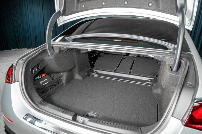 Certified 2026 Mercedes-Benz E 450 4MATIC Sedan image 12