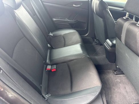 Used 2021 Honda Civic Sport image 9