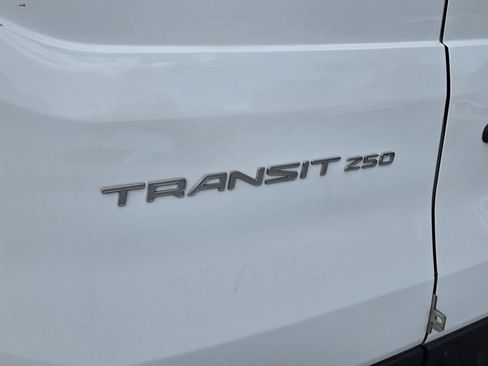 Used 2023 Ford Transit 250 Low Roof RWD image 8