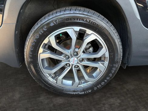 Used 2020 GMC Terrain SLT w/ Preferred Package AWD/4WD image 40