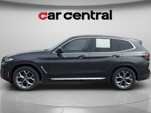 Used 2023 BMW X3 xDrive30i w/ Convenience Package AWD/4WD image 2