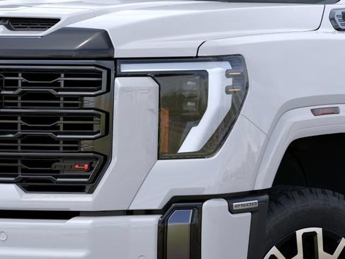 New 2026 GMC Sierra 2500 AT4 w/ AT4 Premium Plus Package AWD/4WD image 12