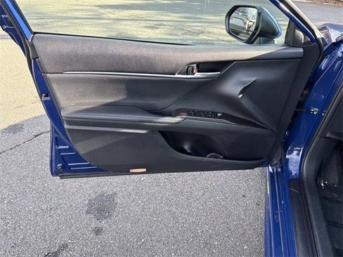 Used 2024 Toyota Camry XSE image 13