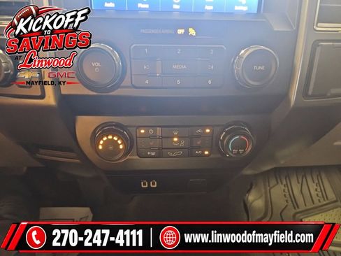 Used 2019 Ford F150 XLT w/ Equipment Group 302A Luxury AWD/4WD image 24