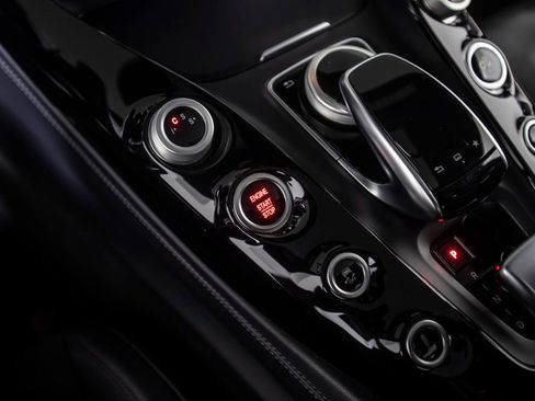 Used 2017 Mercedes-Benz AMG GT Coupe image 34