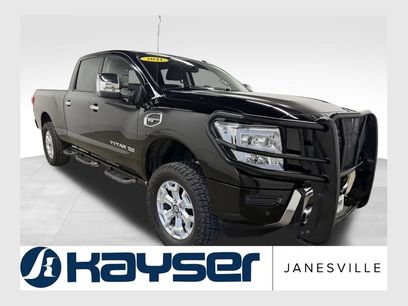 Used 2021 Nissan Titan SV w/ SV Convenience Package