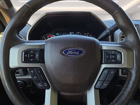 Used 2017 Ford F250 King Ranch w/ King Ranch Ultimate Package AWD/4WD image 24