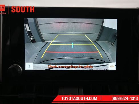 Used 2023 Toyota RAV4 LE FWD image 17