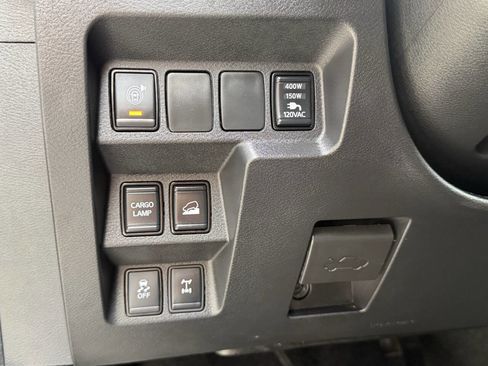 Used 2023 Nissan Frontier PRO-4X w/ Pro Convenience Package image 33