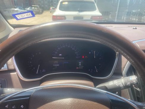 Used 2015 Cadillac SRX Performance w/ Driver Awareness Package FWD image 16