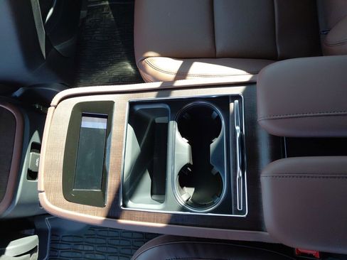 New 2025 Lincoln Navigator Reserve image 39