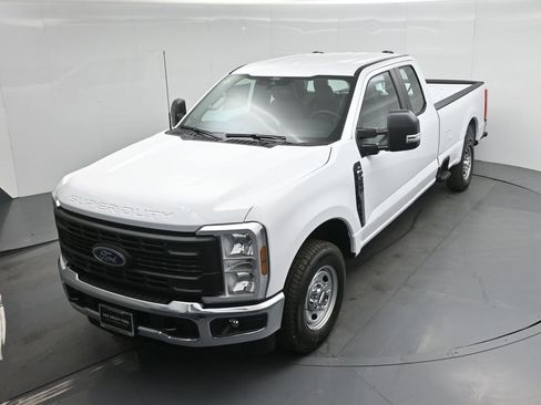 New 2026 Ford F250 XL RWD image 30