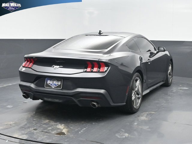 Used 2024 Ford Mustang Coupe RWD image 7