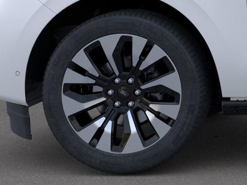 New 2026 Ford Expedition Max Platinum w/ Driver's Package AWD/4WD image 19