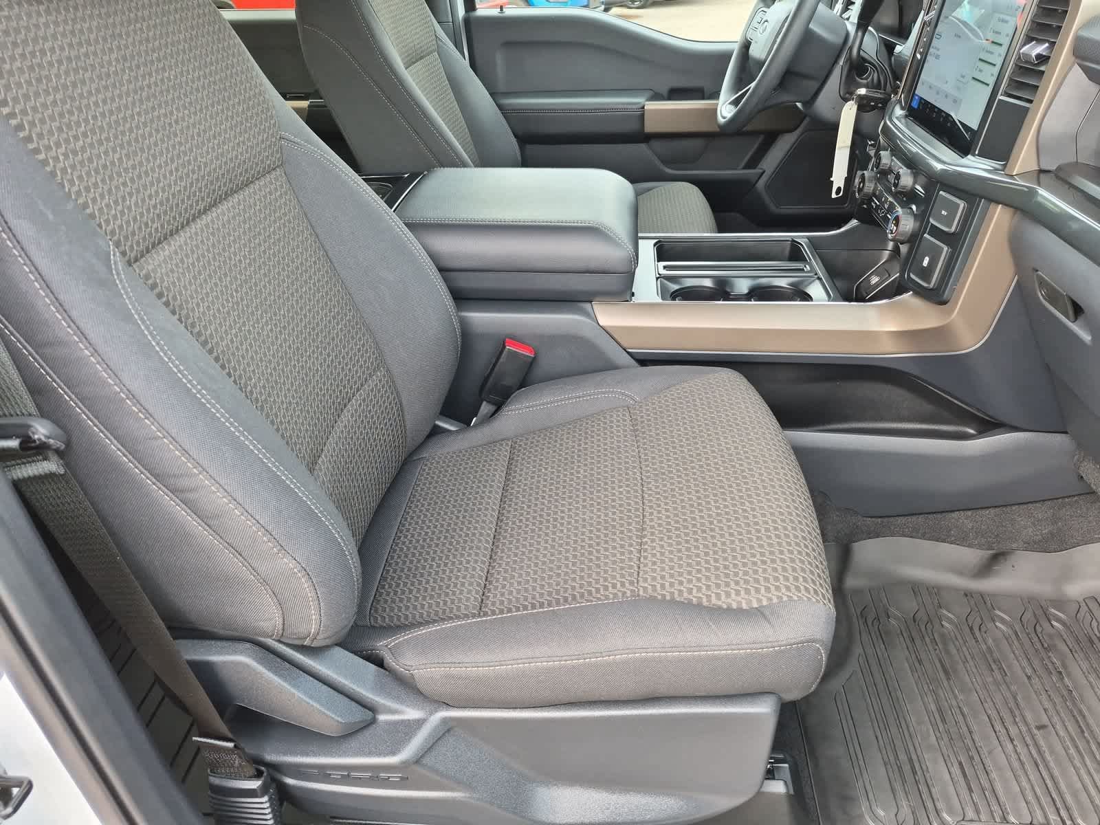 Used 2025 Ford F150 STX w/ Equipment Group 201A FX4 AWD/4WD image 21