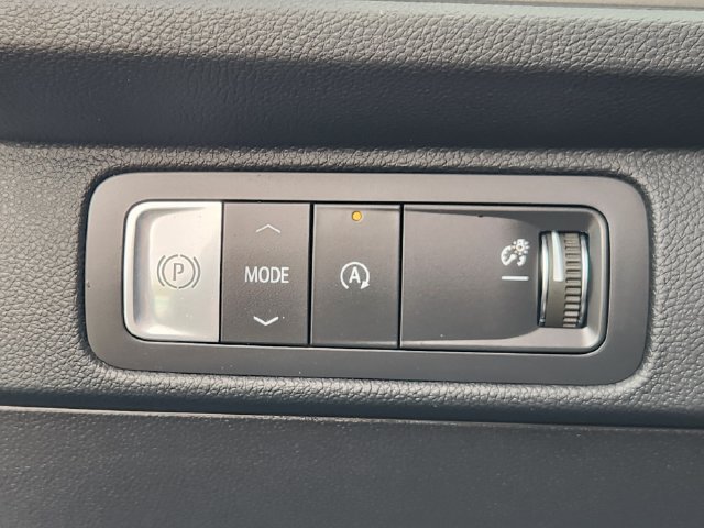 Used 2026 Chevrolet Traverse LT w/ Driver Confidence Package FWD image 22