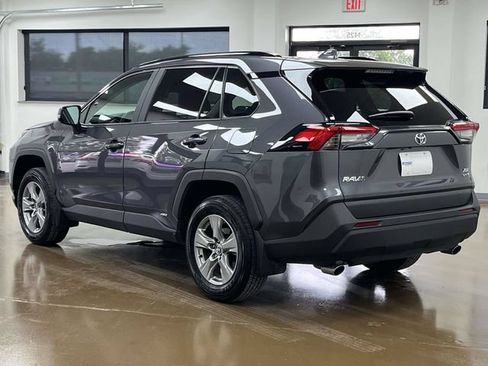 Used 2025 Toyota RAV4 XLE w/ Convenience Package AWD/4WD image 8