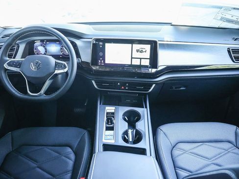 New 2026 Volkswagen Atlas Cross Sport SE image 21