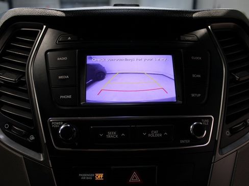 Used 2017 Hyundai Santa Fe Sport image 18