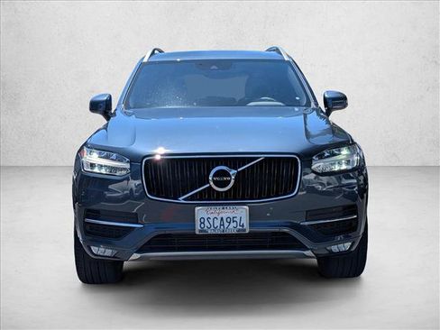 Used 2019 Volvo XC90 T5 Momentum w/ Protection Package AWD/4WD image 2