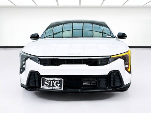 Used 2025 Kia K4 GT-Line w/ GT-Line Premium Package FWD image 2