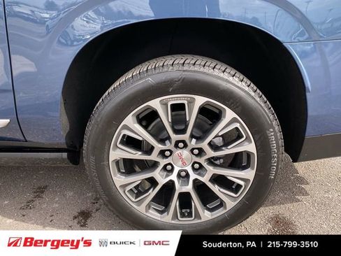 New 2026 GMC Yukon XL Denali w/ Denali Reserve Package image 36