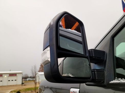 Used 2019 Ford F250 XLT image 22