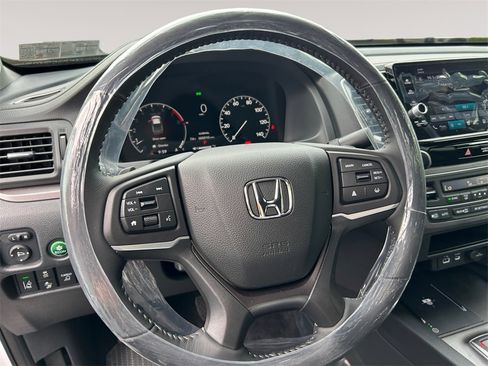 New 2025 Honda Ridgeline Sport image 12