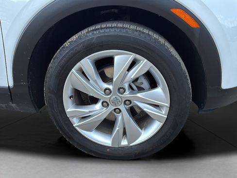 Used 2025 Buick Encore GX Preferred FWD image 31