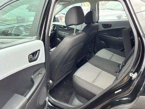 Used 2020 Hyundai Kona SE AWD/4WD image 28