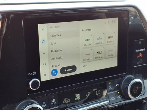 Certified 2024 Toyota Highlander LE image 24