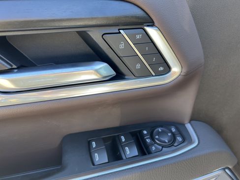 New 2026 GMC Sierra 2500 Denali w/ Denali Reserve Package image 13