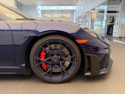 Used 2025 Porsche 718 Cayman GT4 RS RWD image 22