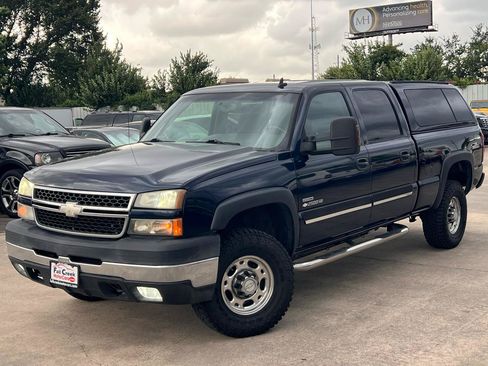 Used 2007 Chevrolet Silverado 2500 LT w/ Heavy-Duty Power Package RWD image 82