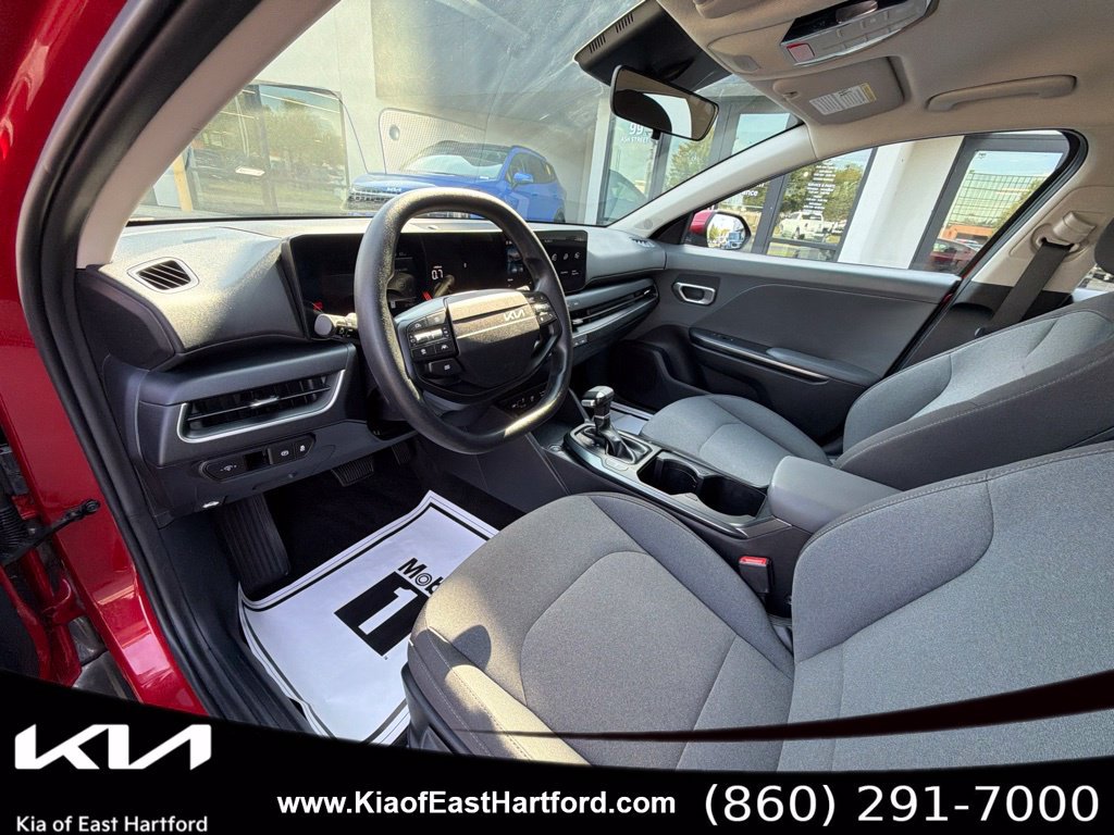Used 2025 Kia K4 FWD image 31