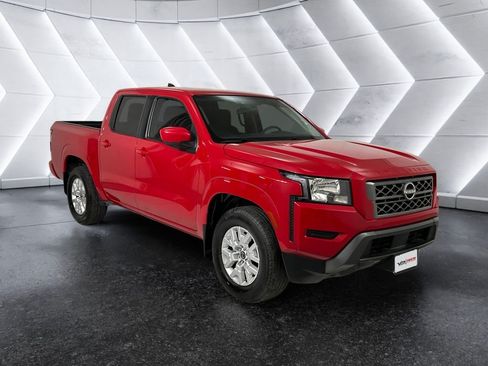 Used 2022 Nissan Frontier SV RWD image 1