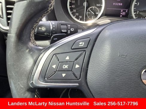 Used 2019 INFINITI QX30 image 26