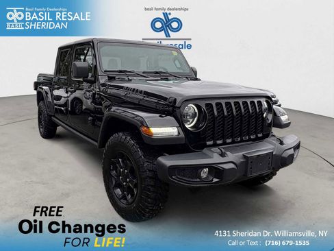 Used 2023 Jeep Gladiator Sport AWD/4WD image 1