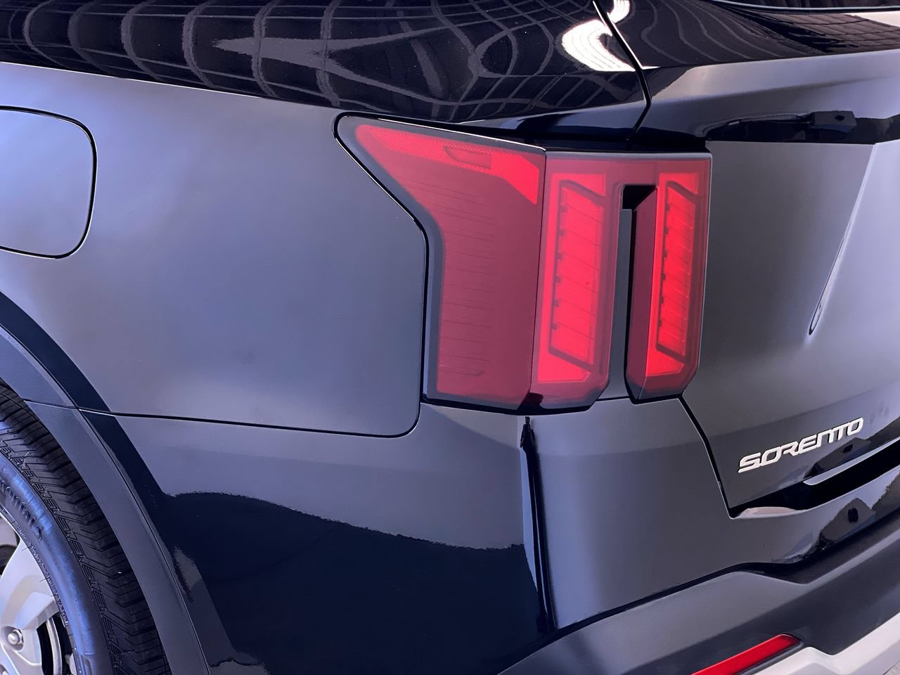 Certified 2026 Kia Sorento LX FWD image 9
