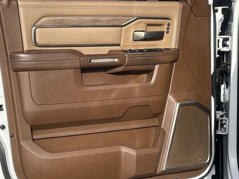 Used 2023 RAM 3500 Limited image 22