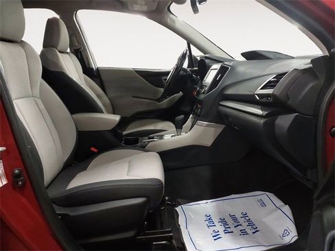 Used 2019 Subaru Forester Premium w/ All-Weather Package image 15