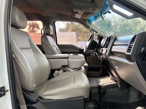 Used 2019 Ford F250 XL w/ Power Equipment Group AWD/4WD image 27
