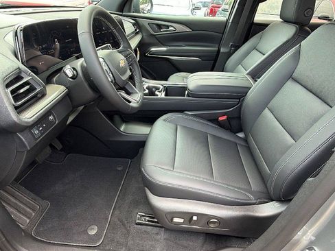New 2026 Chevrolet Traverse LT FWD image 16