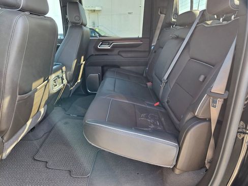 Certified 2024 GMC Sierra 2500 Denali w/ Denali Reserve Package AWD/4WD image 9