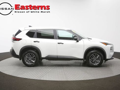 Used 2023 Nissan Rogue S AWD/4WD image 45